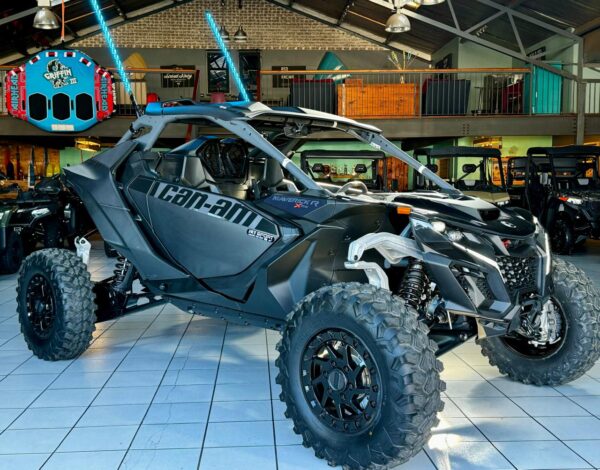CAN AM MAVERICK R - Image 8