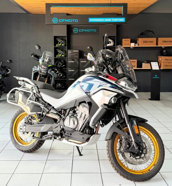 CF MOTO MT 800 - Image 6