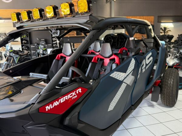 CAN-AM MAVERICK R MAX X RS - Image 11