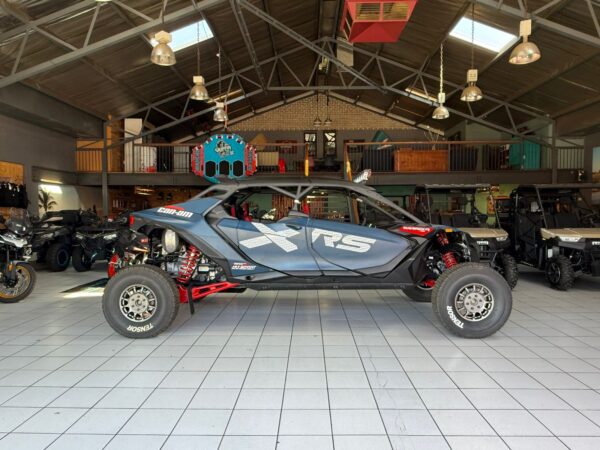 CAN-AM MAVERICK R MAX X RS
