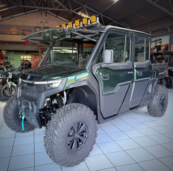 CF MOTO U 10 PRO  HIGHLAND XL
