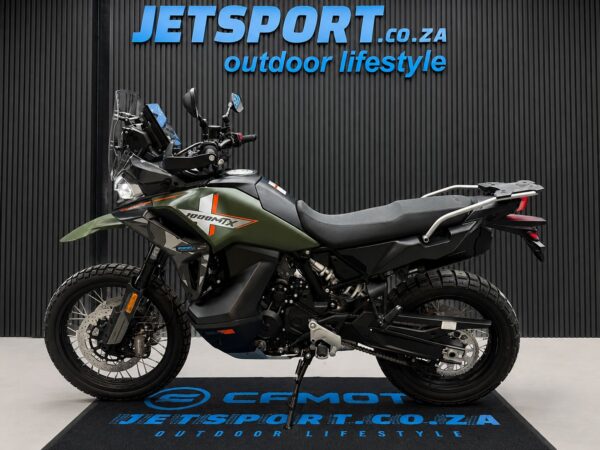 CFMOTO MT-X 1000