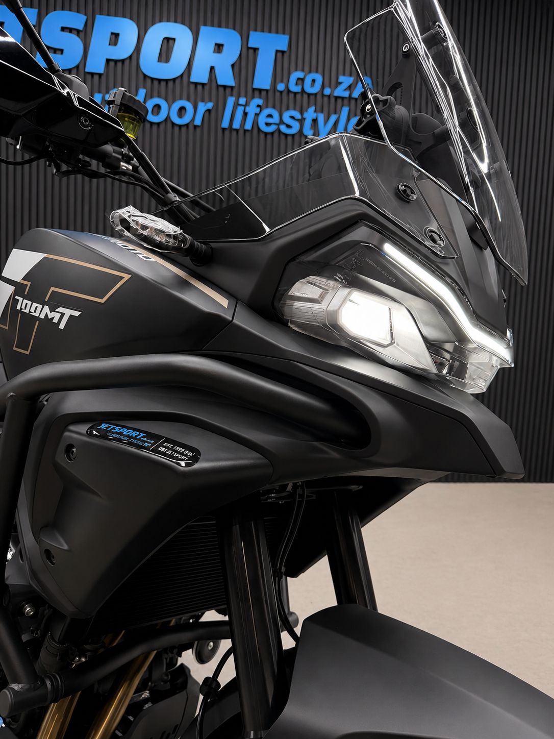 CFMOTO MT 700 - Image 3